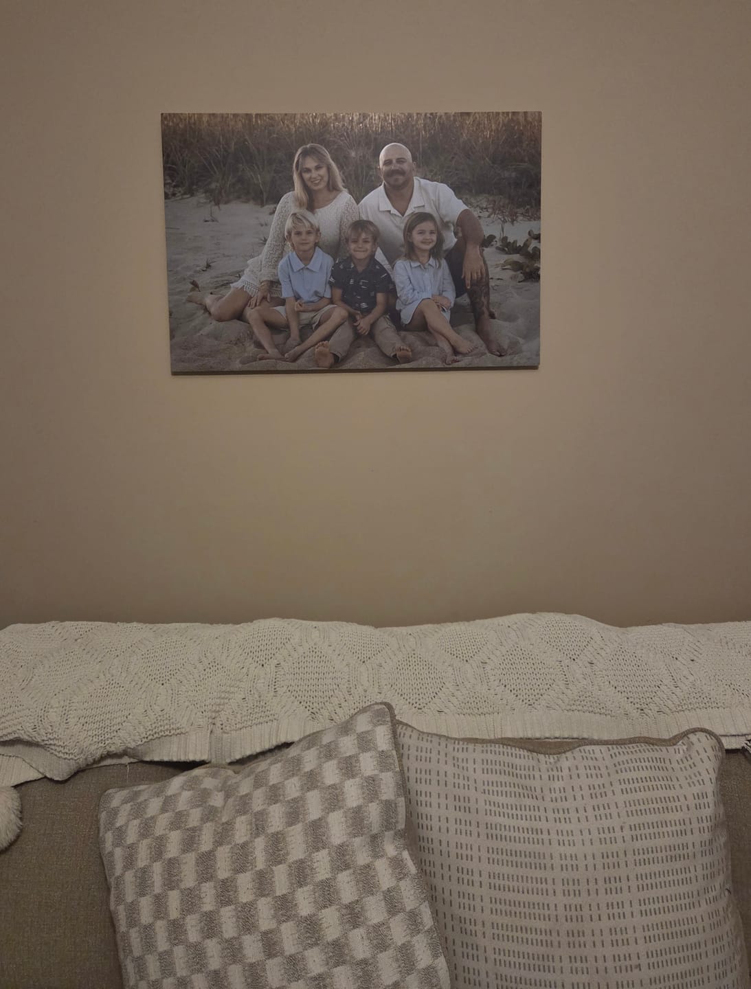 Customer photo review of 18.5 x 27.5 White Metal Print