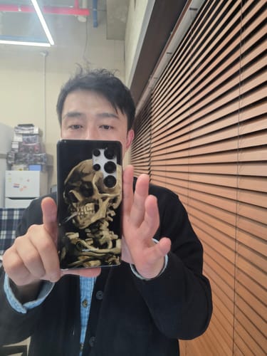 Customer photo review of Skeleton with a Cigarrette | Vincent van Gogh | 1886