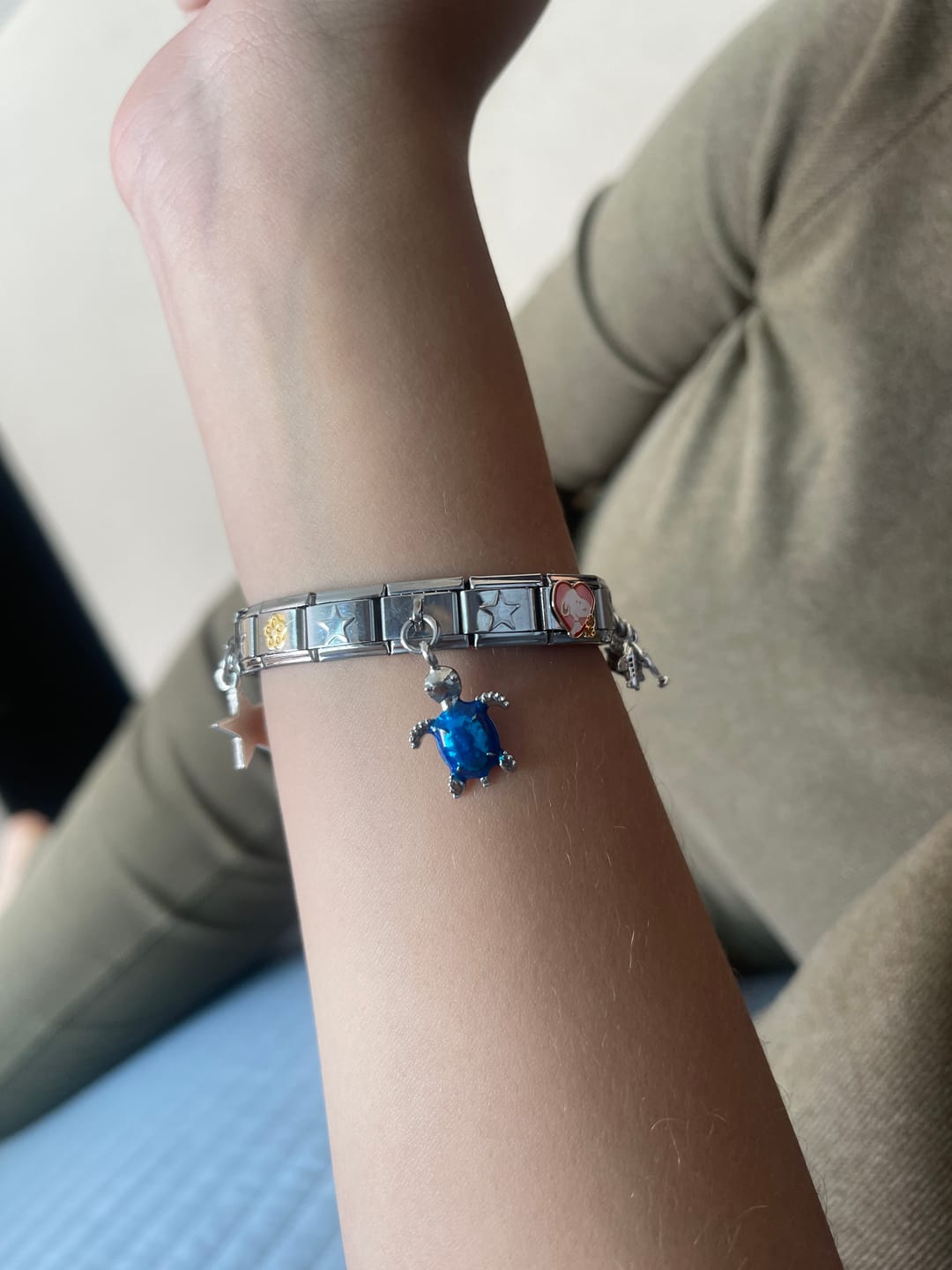 Customer photo review of Charm Tortuga