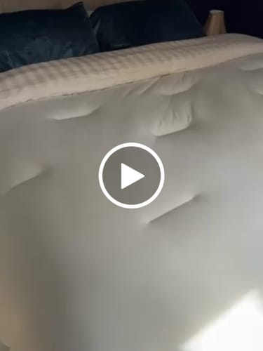 Customer video review of Mellow CloudAlign™ Pillow