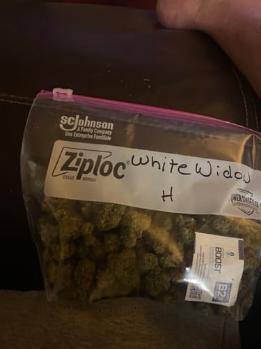 Customer photo review of White Widow THCA Flower