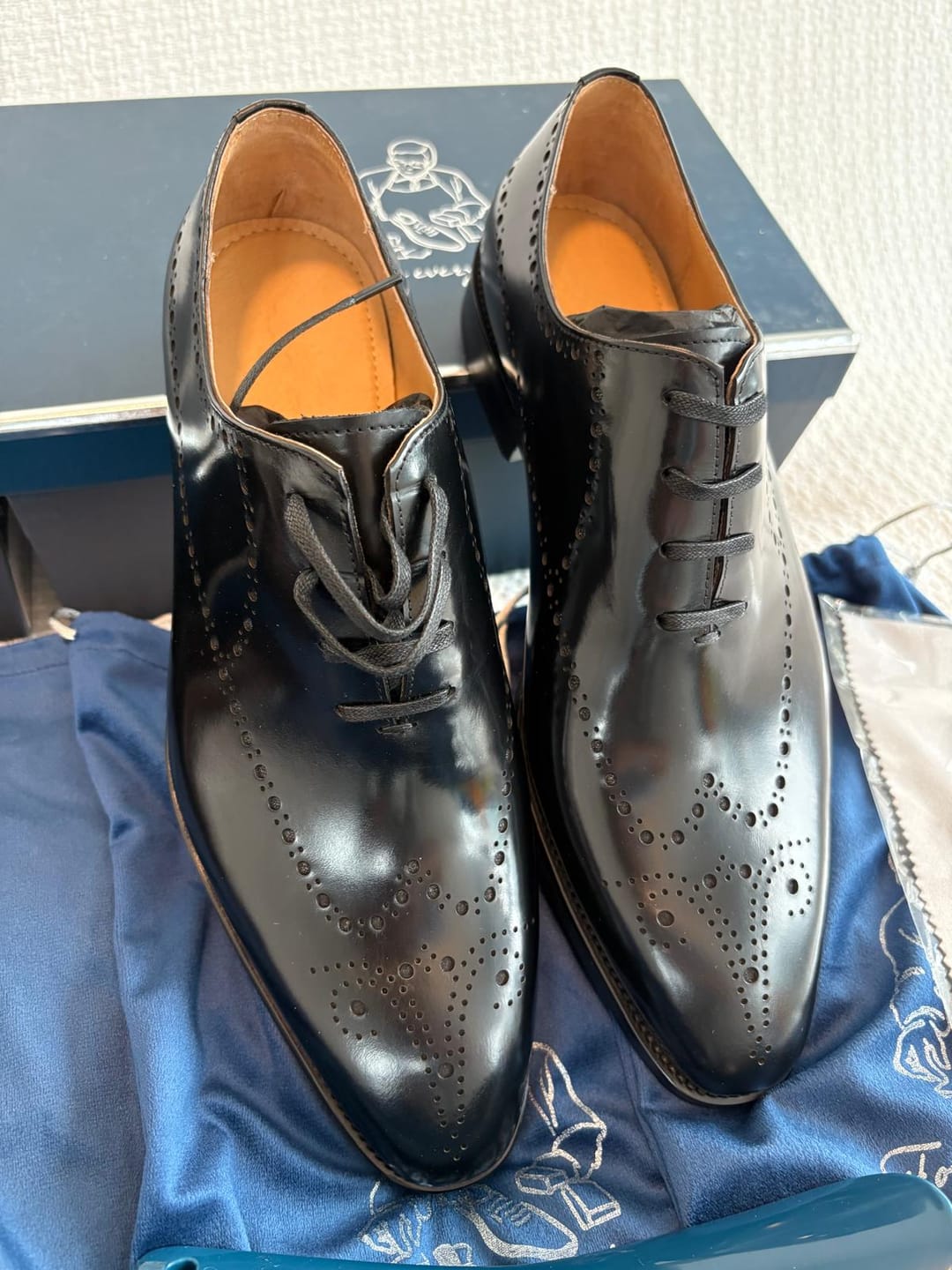 Customer photo review of Milano Oxford
