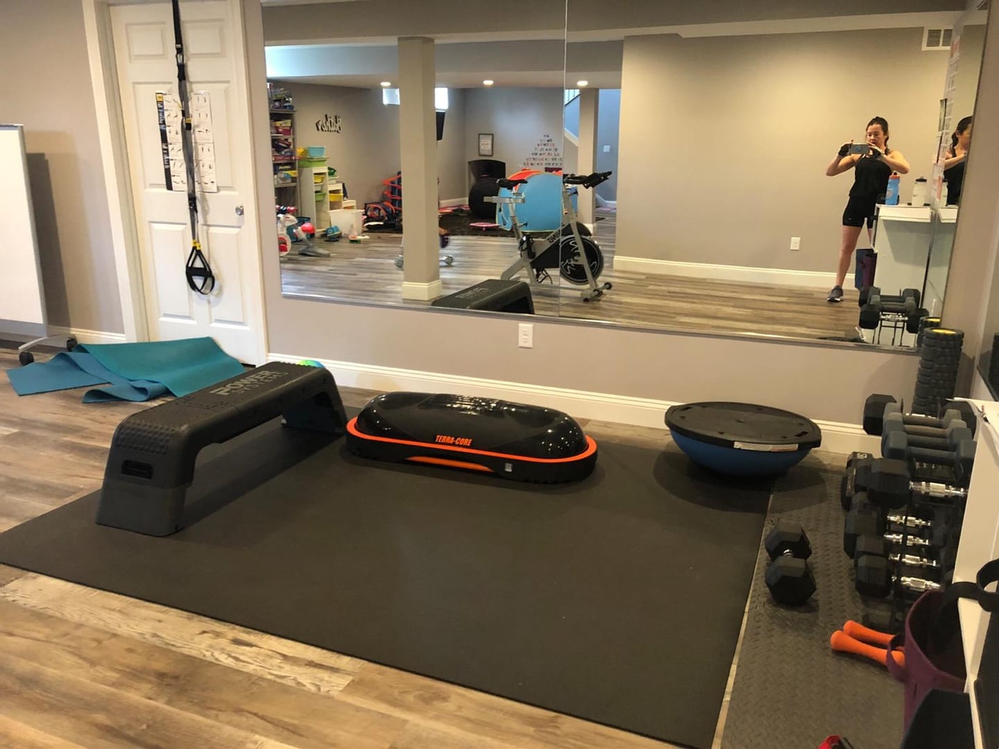 Customer photo review of GXMMAT Extra Large Exercise Mat 6'x10'