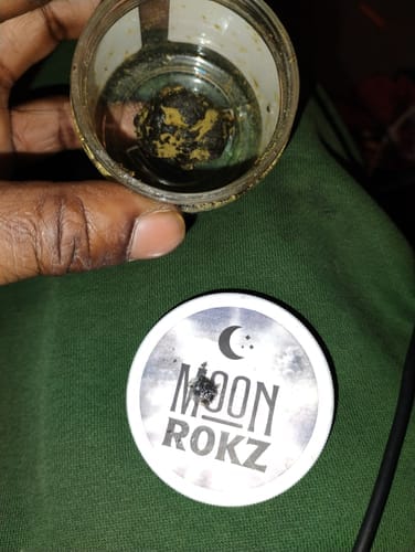 Customer photo review of Moonrocks 28 Grams