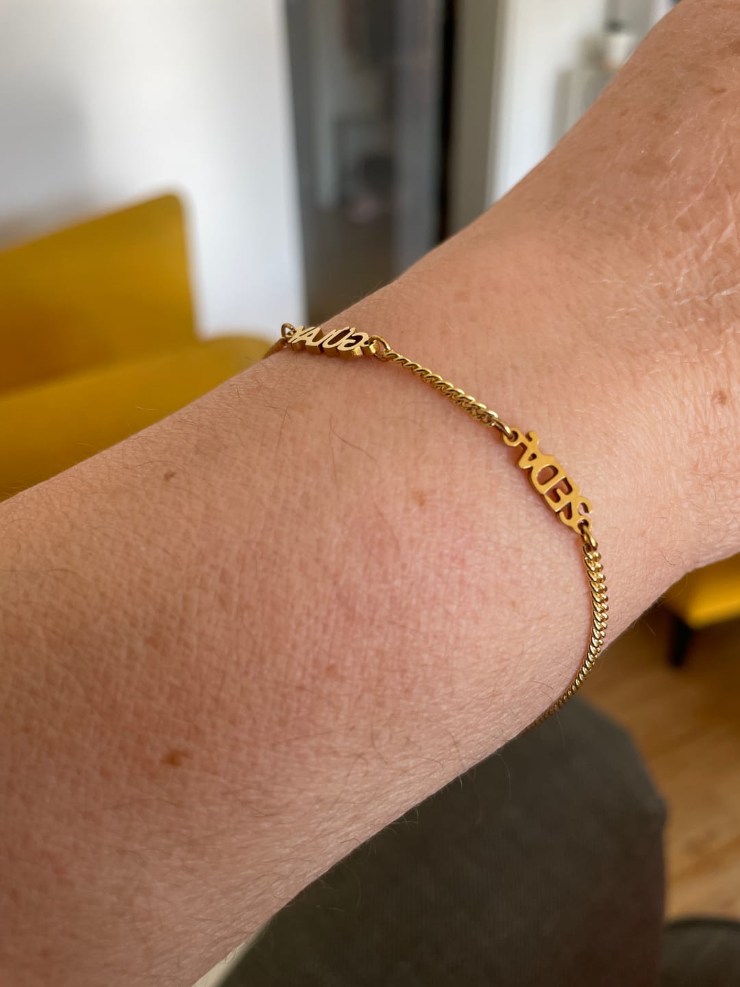 Customer photo review of Personalisiertes Namensarmband