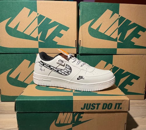 Customer photo review of Paq 6 Pares Tenis 270 Blanco Negro Negro 25/28.5