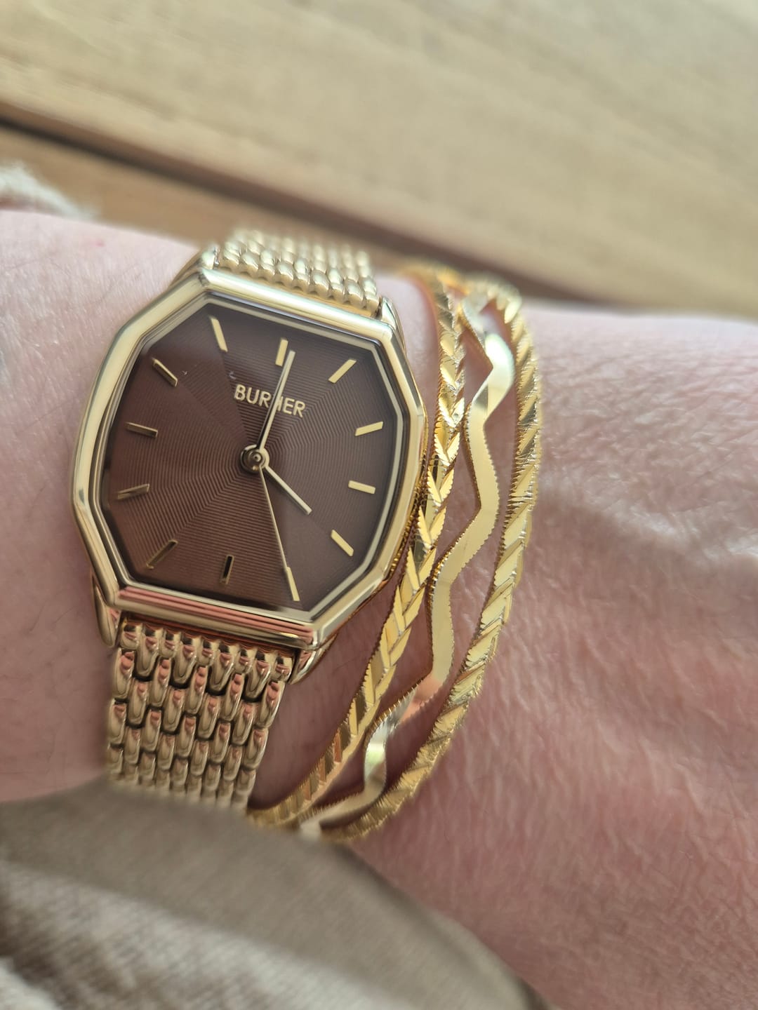 Customer photo review of Julia Gold Brown