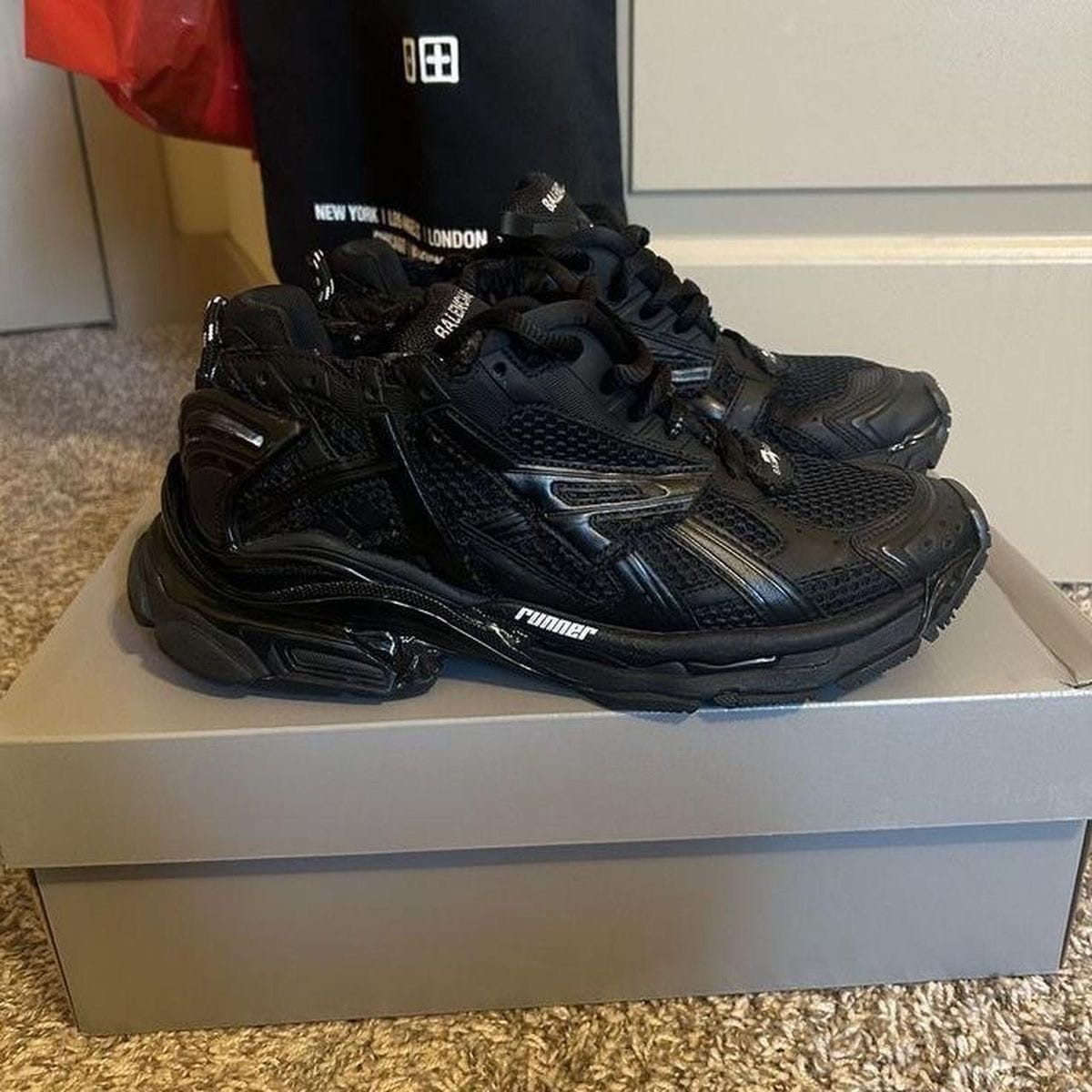 Customer photo review of Balenciaga Runner Triple Black Edition