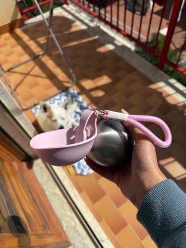 Customer photo review of בקבוק מים נייד לכלבים