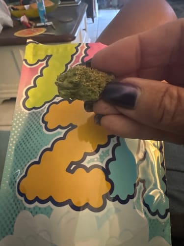 Customer photo review of Platinum OG - 28 Grams - Indica