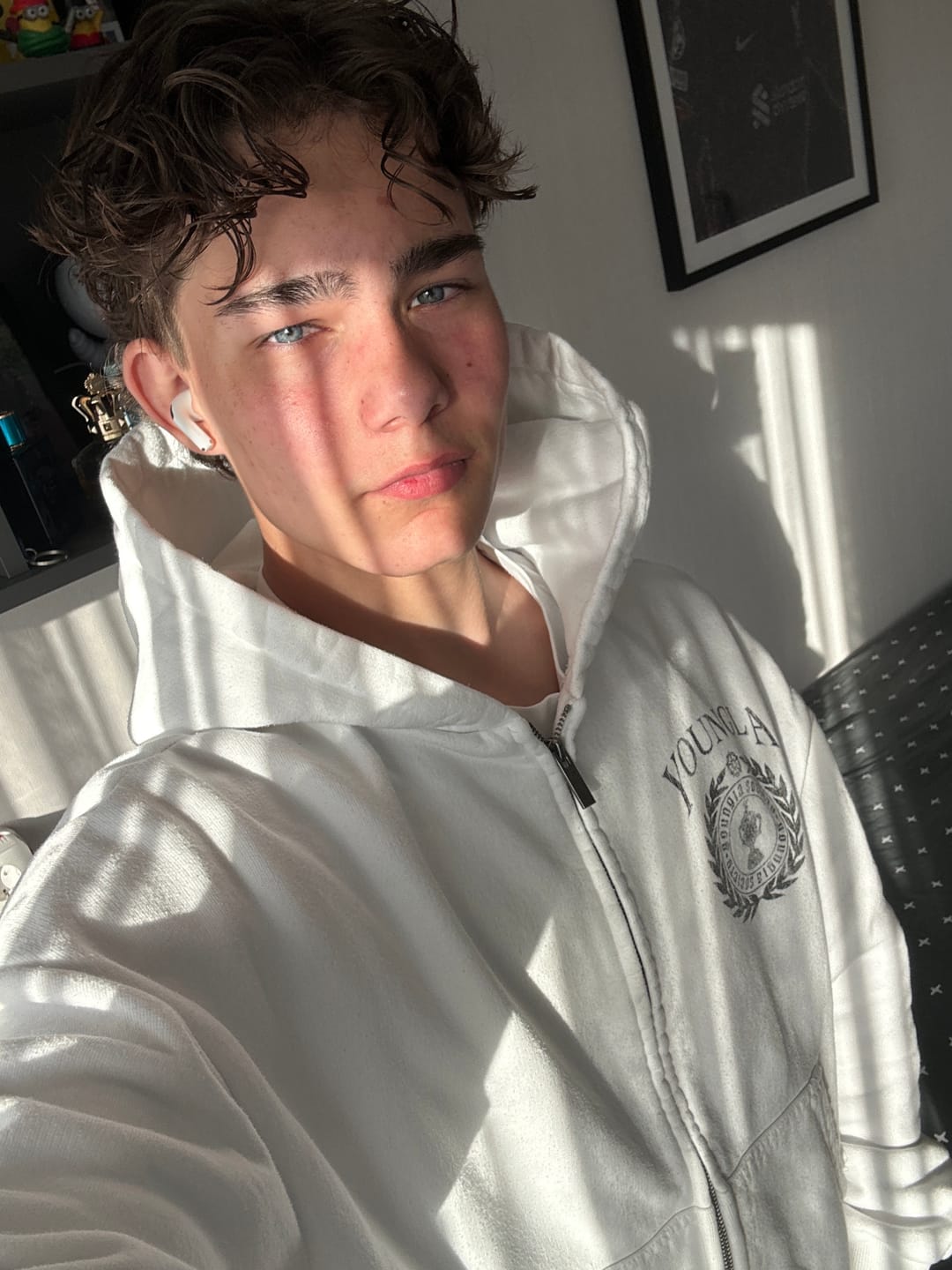Customer photo review of 5149 - Star Crest Zip-Ups