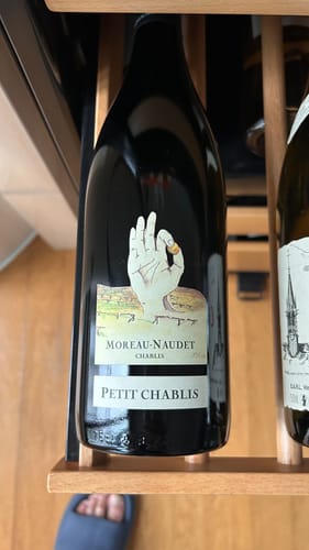 Customer photo review of Domaine Moreau Naudet Petit Chablis 2023