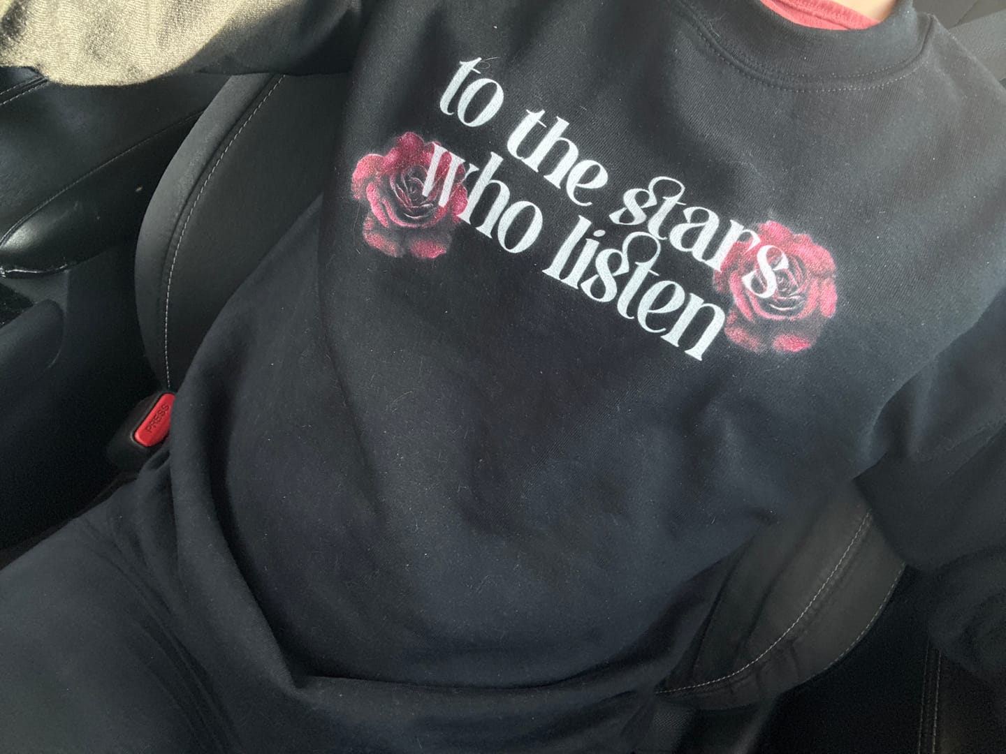 Customer photo review of To the stars who listen ACOTAR Sweatshirt | ACOTAR Merch