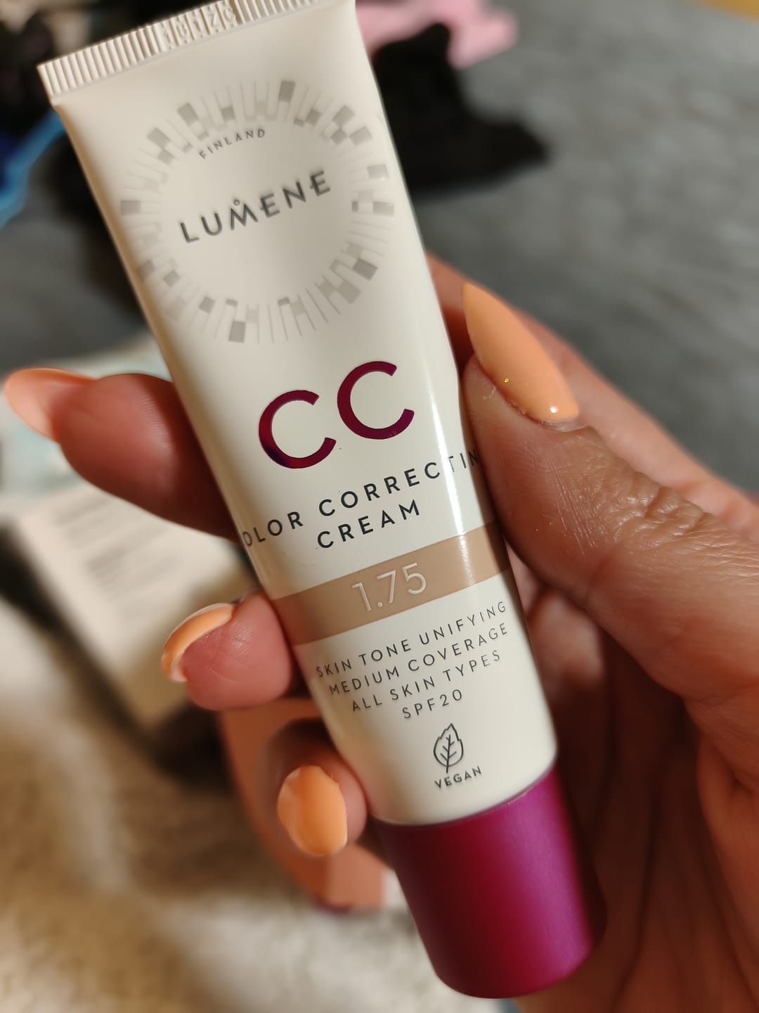 Customer photo review of Lumene CC cream - Веган CC Крем "Абсолютно съвършенство" 7в1 SPF 20