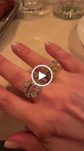Customer video review of ETERI TRIPLE RING White Gold Vermeil with Moissanites