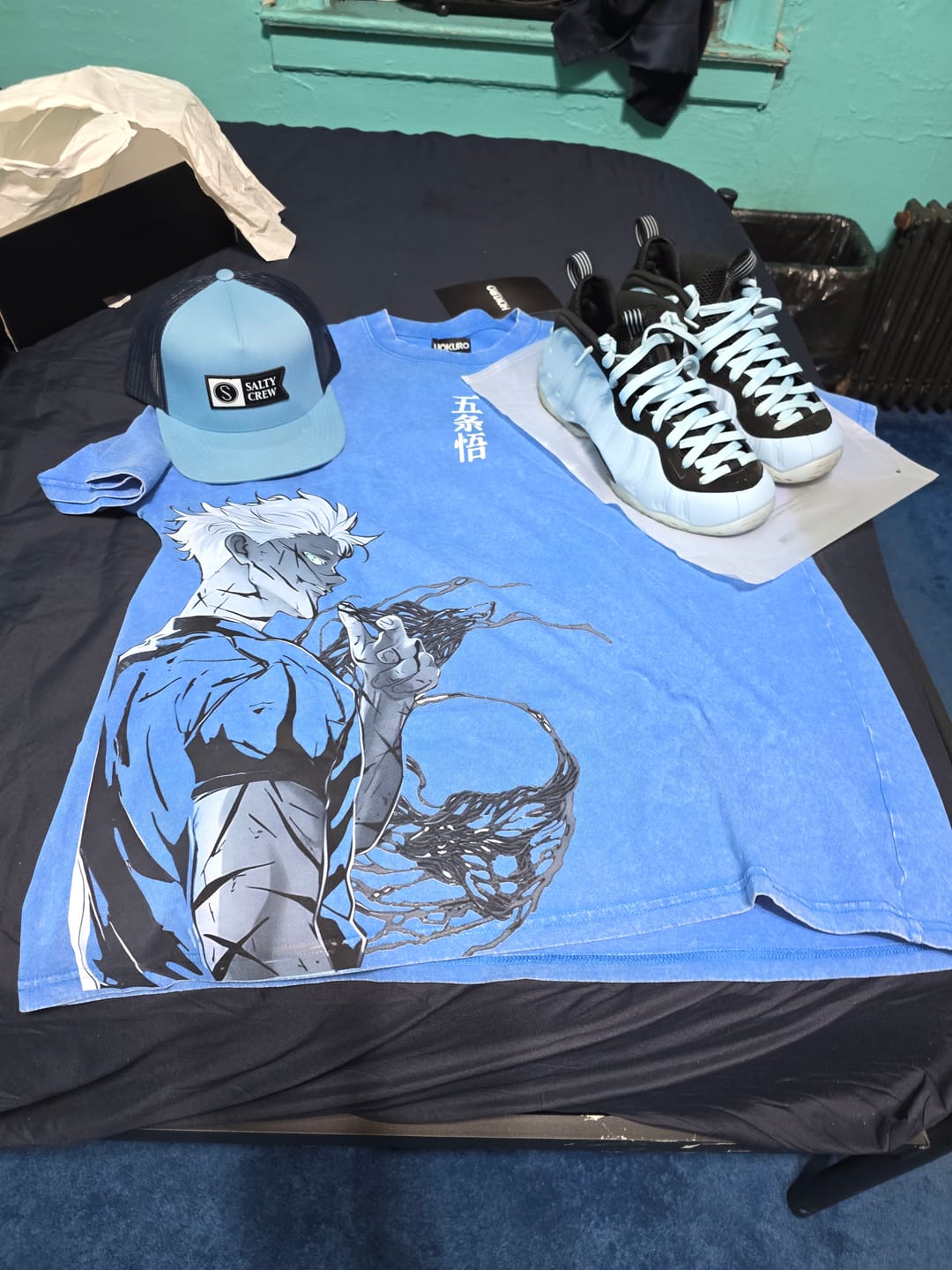 Customer photo review of SORCERER BLUE OVERSIZE VINTAGE TEE