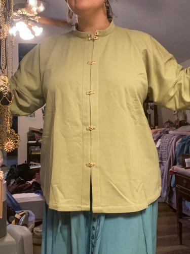 Customer photo review of M&Ms 巧克力豆 Ming Dynasty Plus Size Cotton Standing Collar Top & Bijia Vest Set