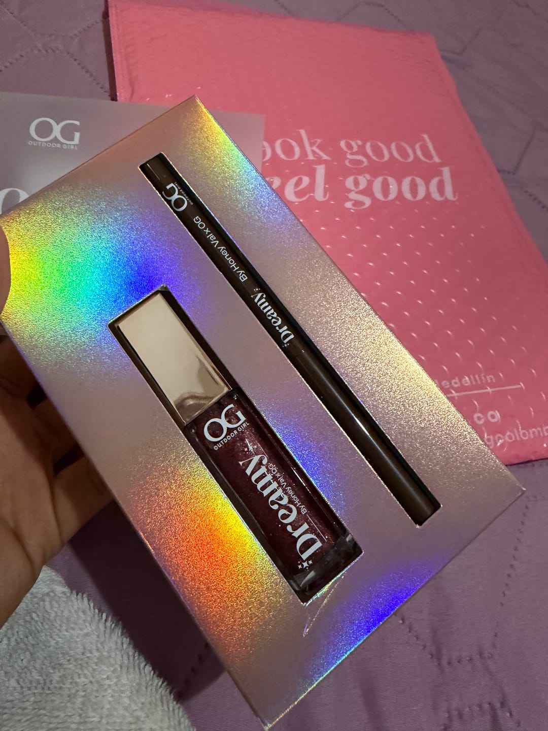 Customer photo review of LIP CONTOUR DREAMY X HONEY VAL