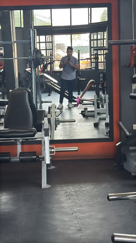 Customer photo review of Training Sport Tee Icon - Light Gray