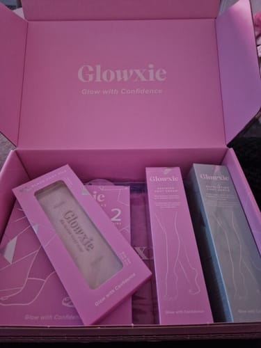 Customer photo review of Glowxie Complete Pedicure Set