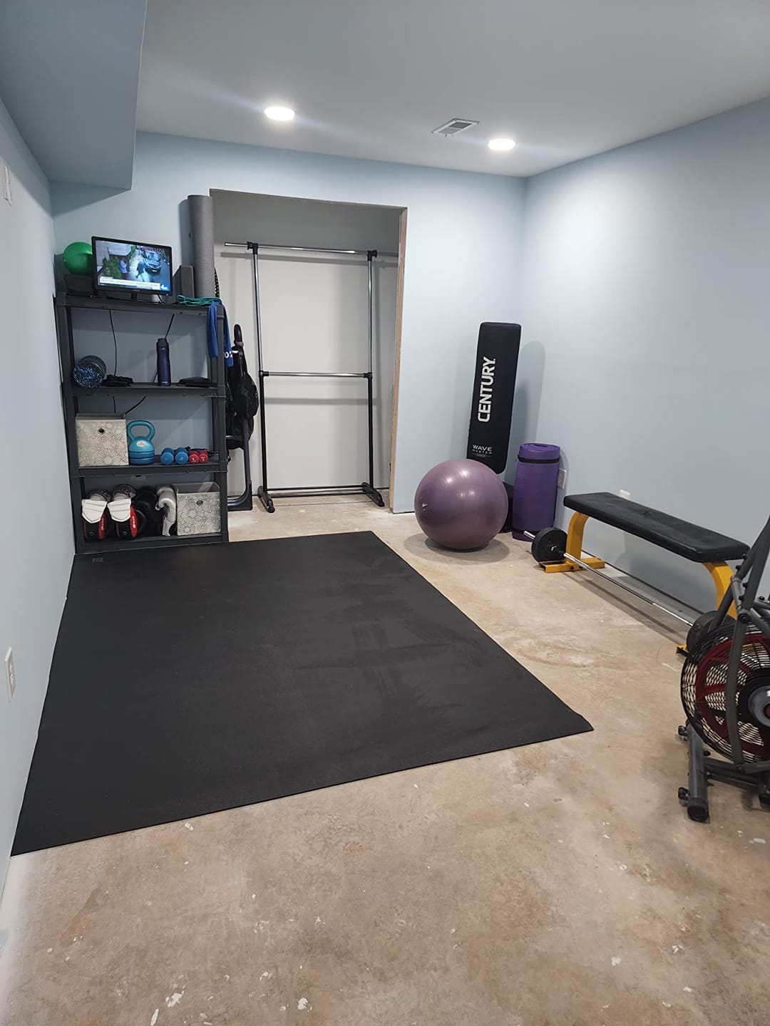 Customer photo review of GXMMAT Extra Large Exercise Mat 6'x10'