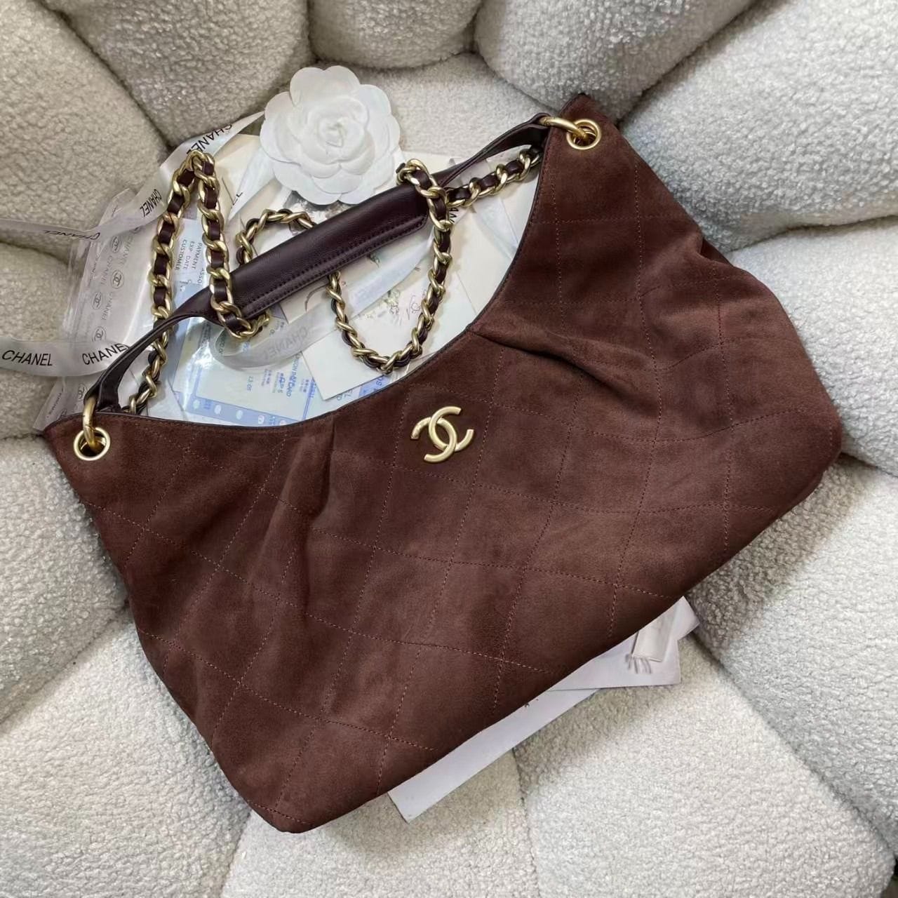 Customer photo review of Chanel 2025 Hobo Bag 31cm Dark Brown Suede With Gold Hardware 320286