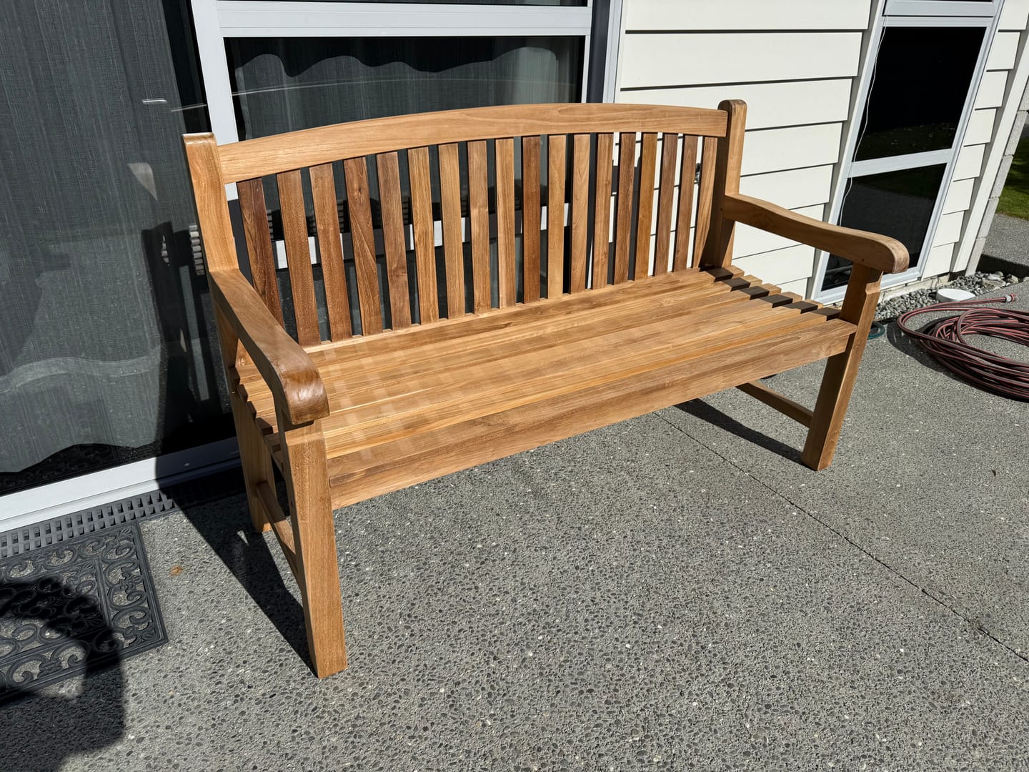 Customer photo review of Linden 2.0 Garden Bench