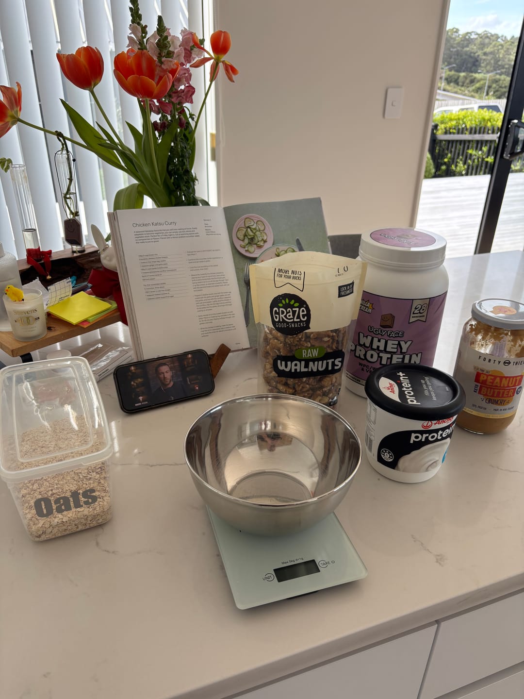 Customer photo review of UGLYFACE®  WHEY PROTEIN V2.0