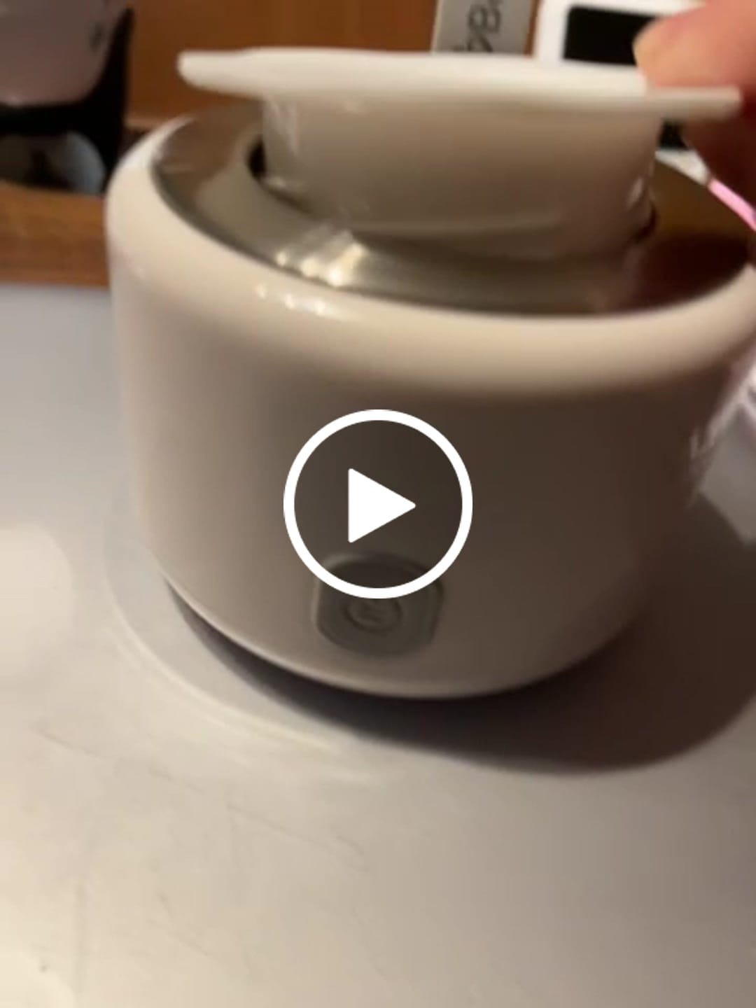 Customer video review of Calentador de mamaderas portátil