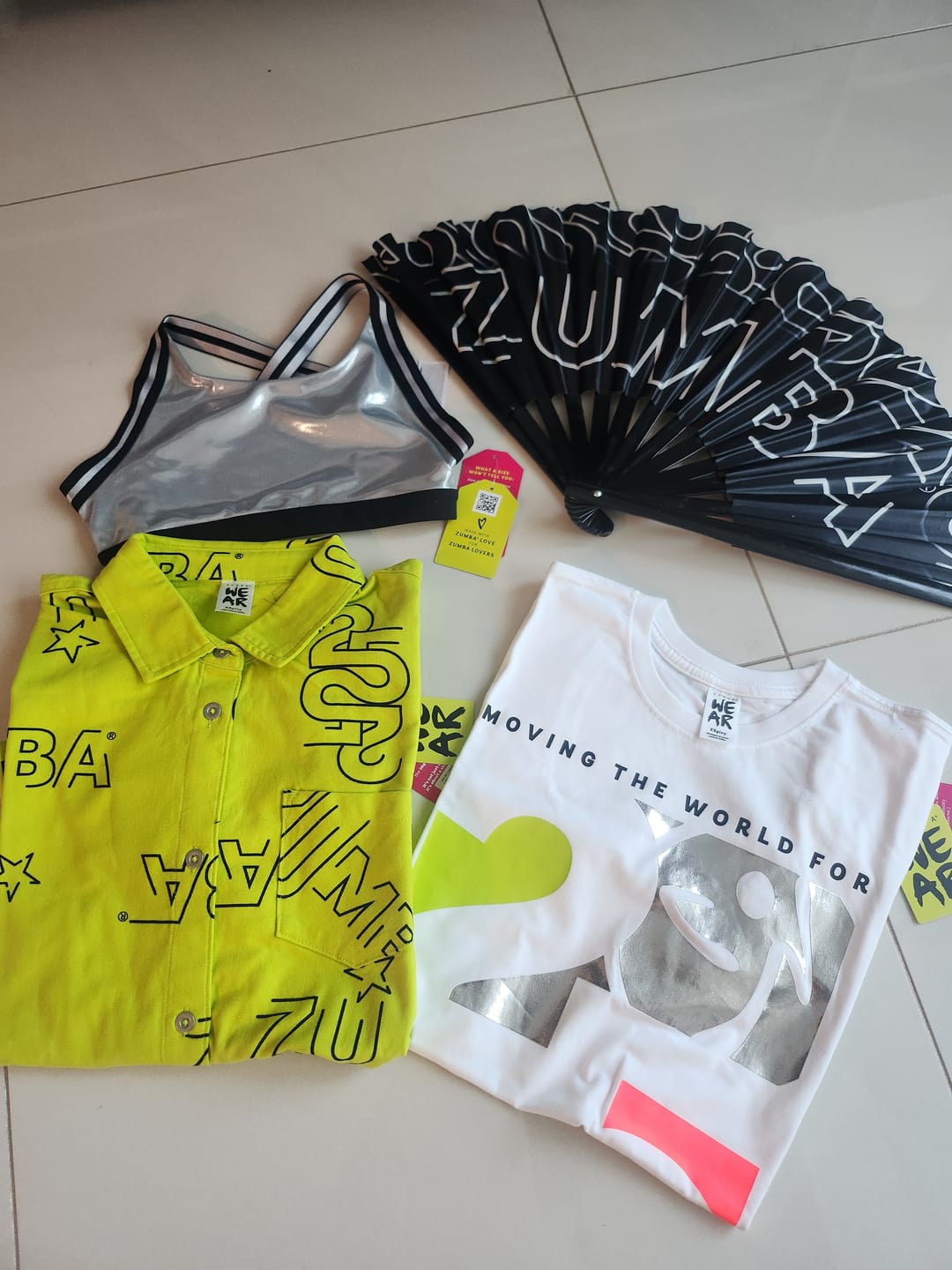 Customer photo review of Zumba 25 High Low Crew Neck Top