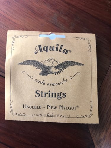 Customer photo review of AQ11U Tenor Strings with DGBE "Baritone" tuning Aquila Corde Armoniche