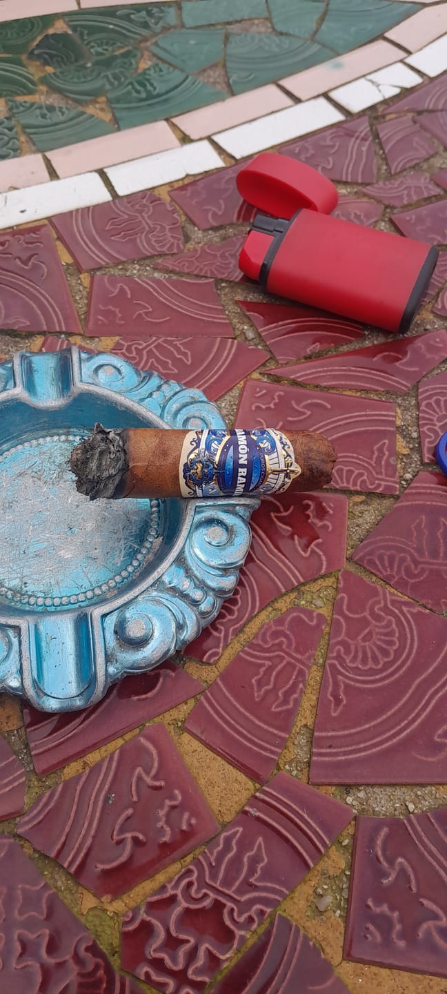 Customer photo review of Petit Robusto