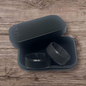 Customer photo review of Men's Tactical Silicone Rings, 9mm Wide 2.5mm Thick Rubber Wedding Bands for Him, Breathable Working Man's Performance Ring