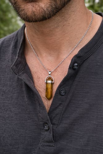 Customer photo review of Collana con cristallo Aura™