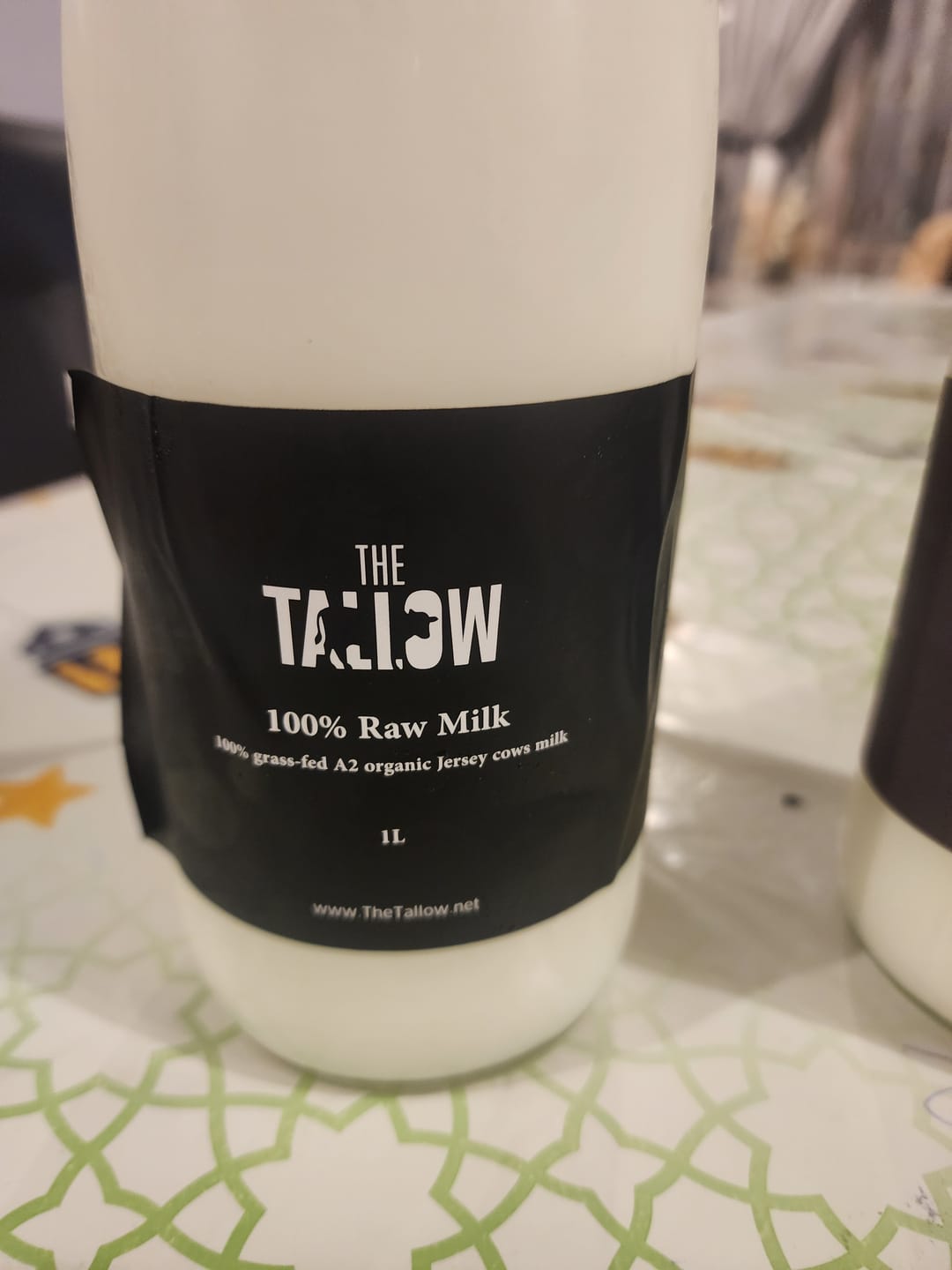 Customer photo review of Raw Cow Milk 1L