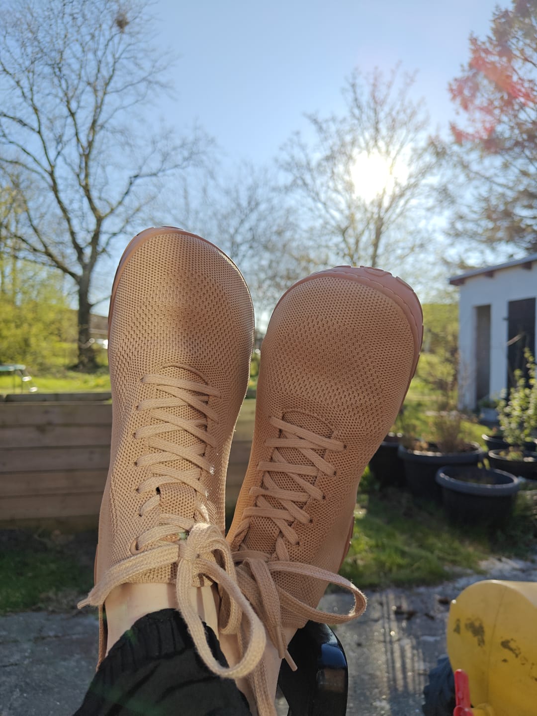 Customer photo review of Vaistoa Iloa Mid | Knitted Barefoot Sneakers