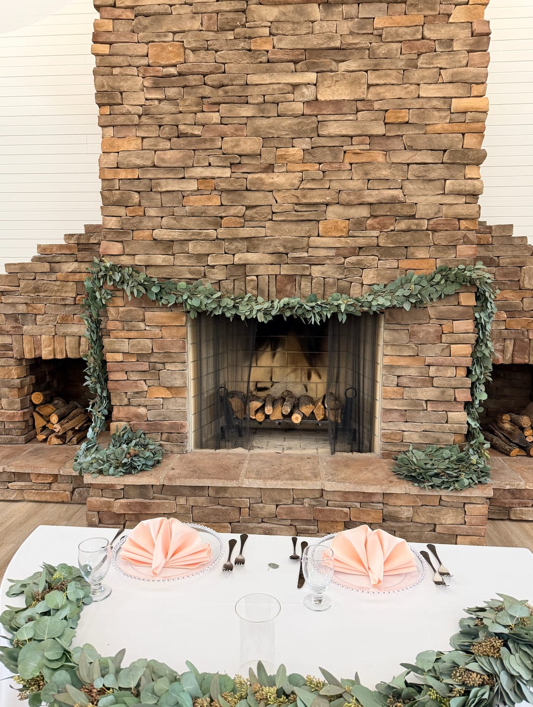 Customer photo review of 25' FRESH Seeded Eucalyptus Garland