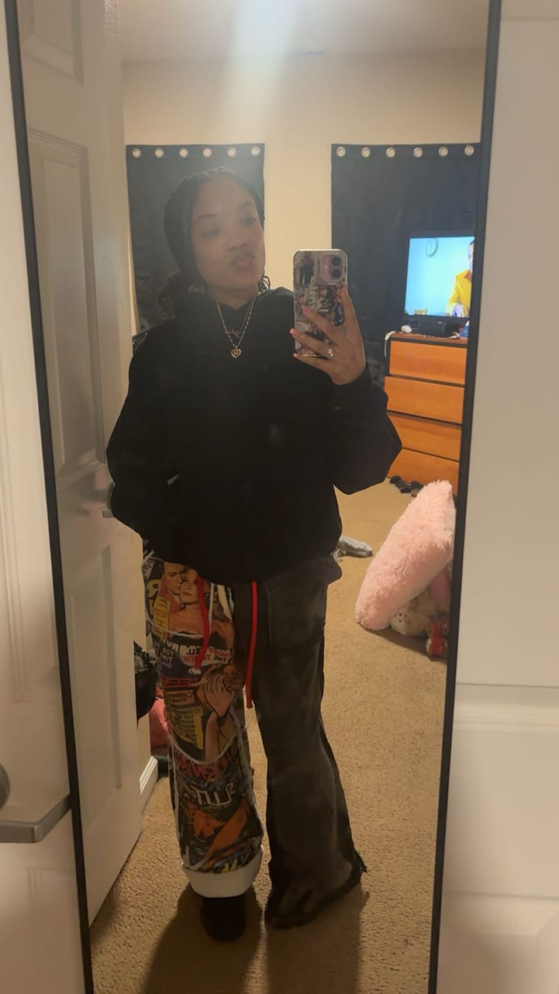 Customer photo review of BLACK WIDOW SWEATS