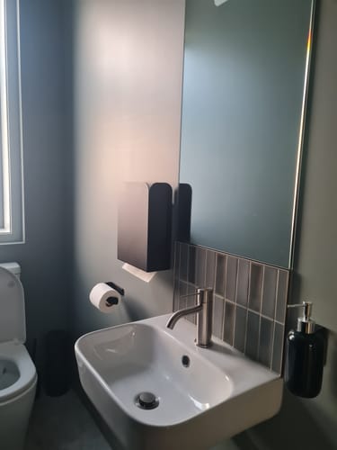 Customer photo review of FOLD Paper Towel Dispenser 300 (3.0)