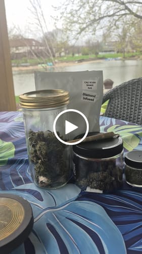 Customer video review of 💎Cali Kush - Diamond Infused Shake 1oz (Buy 1 Get 1)