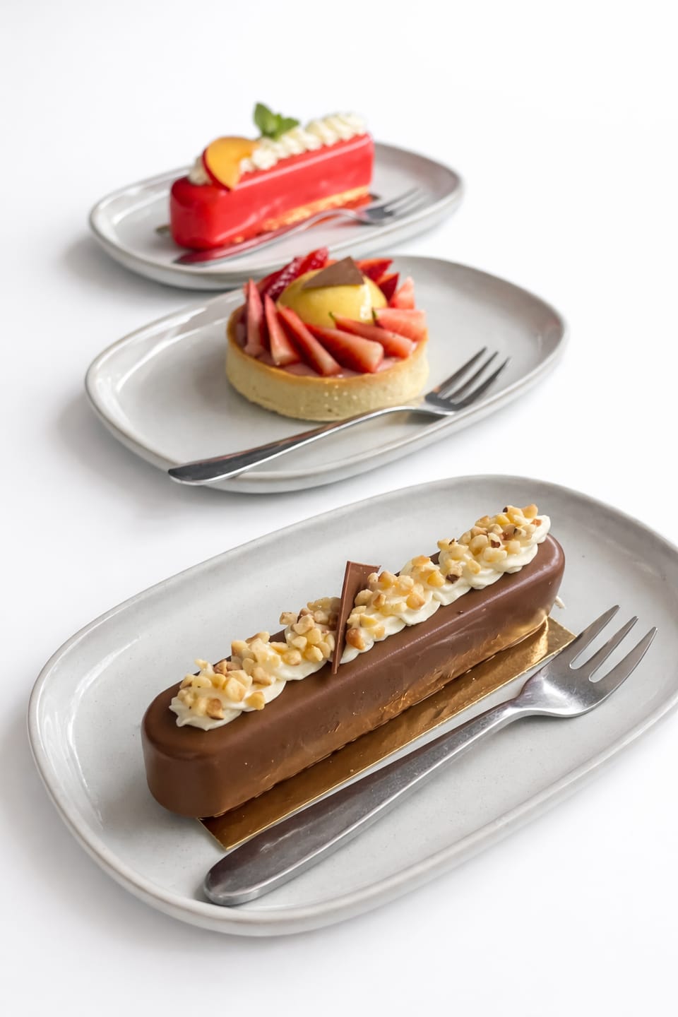 Customer photo review of Premium Mini Cake Boards | Double-Sided Silver, Gold & White | Strong Food-Grade Display Boards