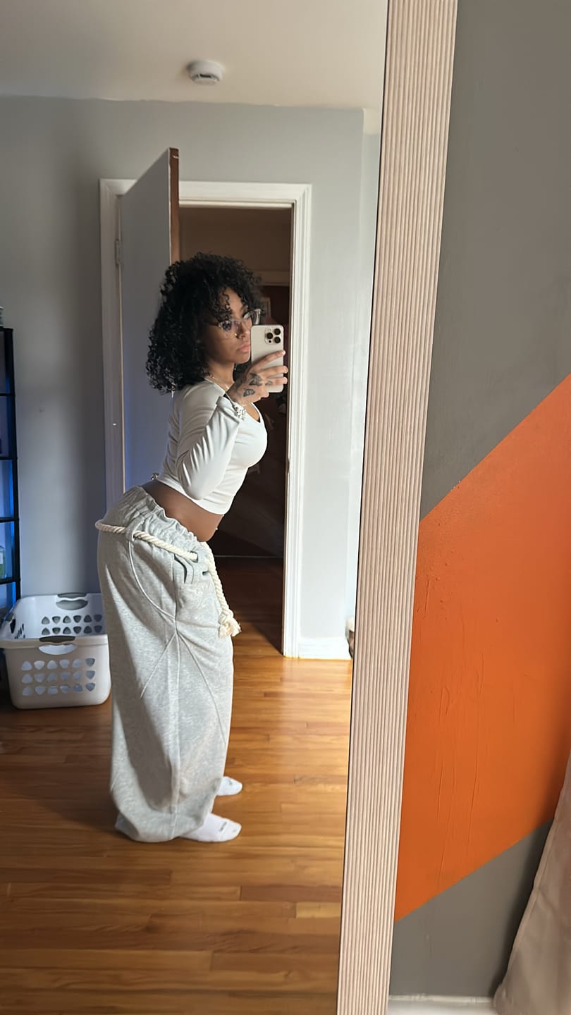 Customer photo review of Aelfric Eden Super Baggy Barrel Sweatpants