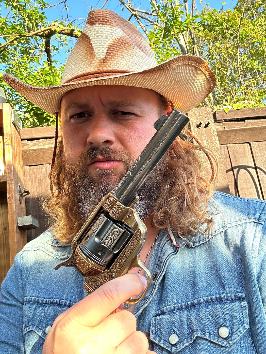 Customer photo review of Colt 'Wolfsbane' Single Action Army