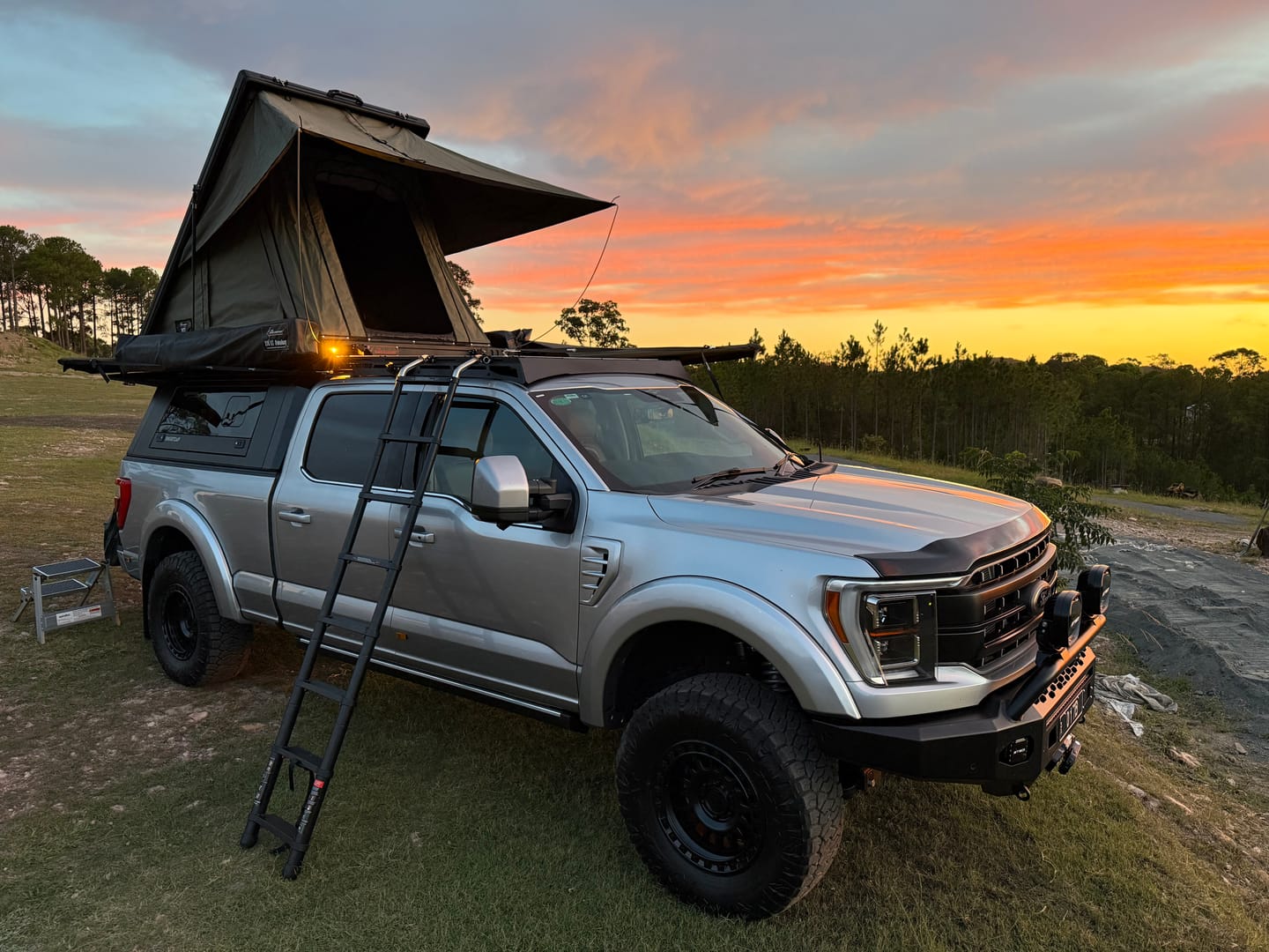 Customer photo review of Ladder Mounting Base - Quick Connect - Revo X