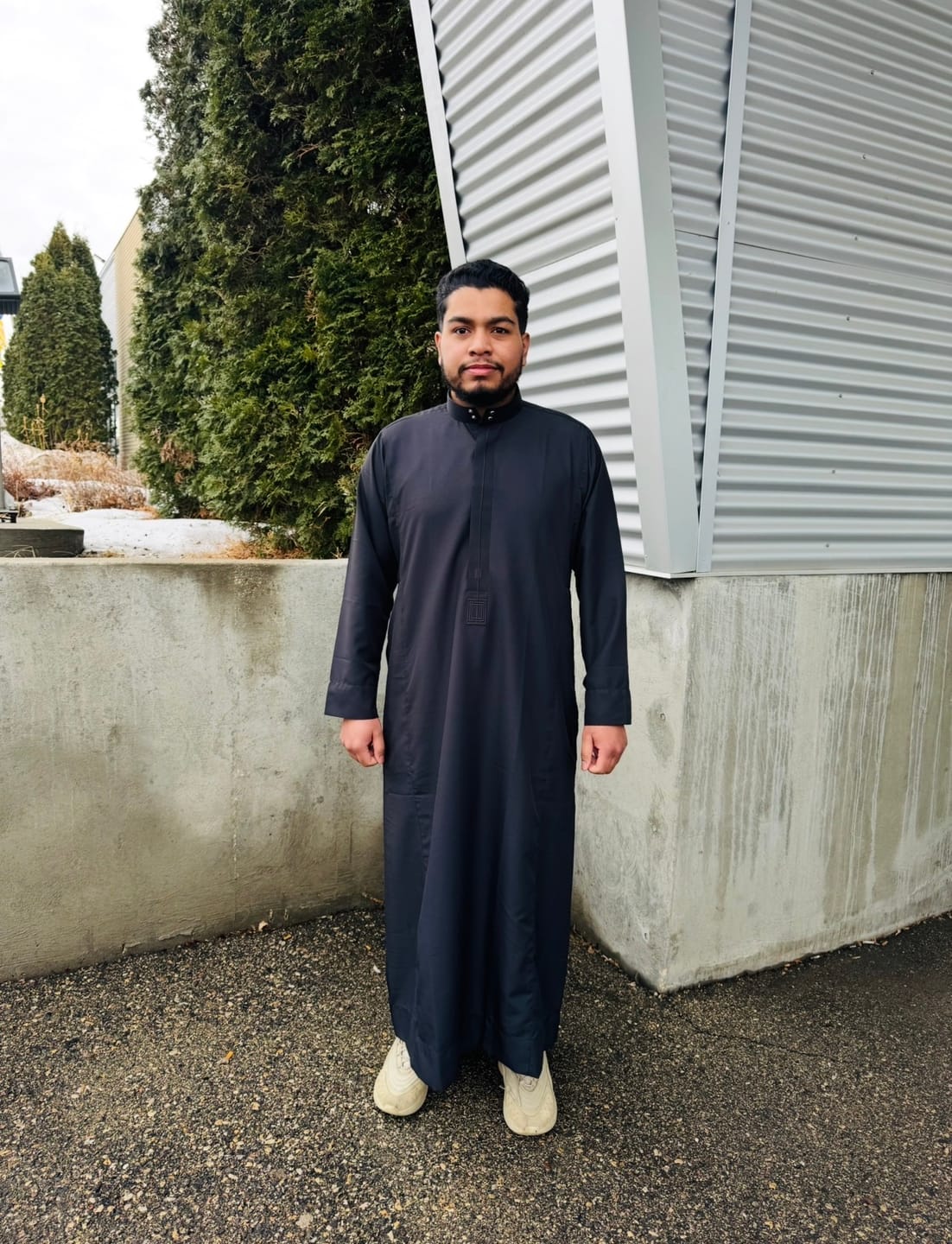 Customer photo review of Saudi thobe - Copper Brown