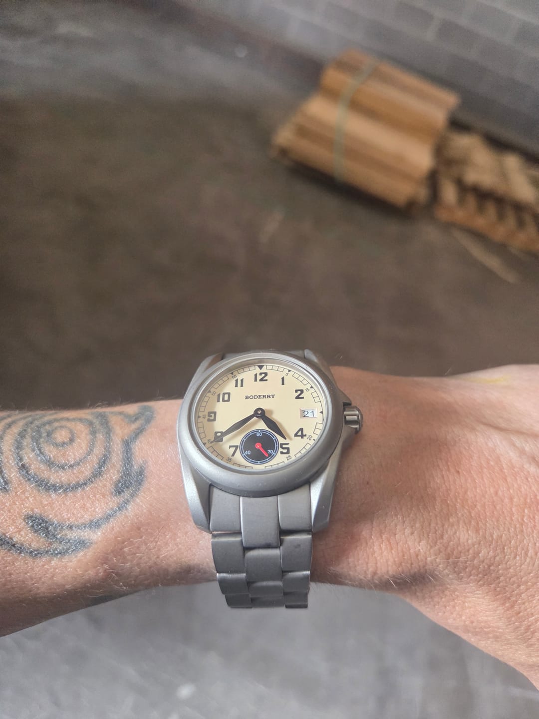 Customer photo review of VOYAGER S72 – 72-Hour Power Reserve Titanium Automatic Field Watch, 100M Water Resistant | Cream