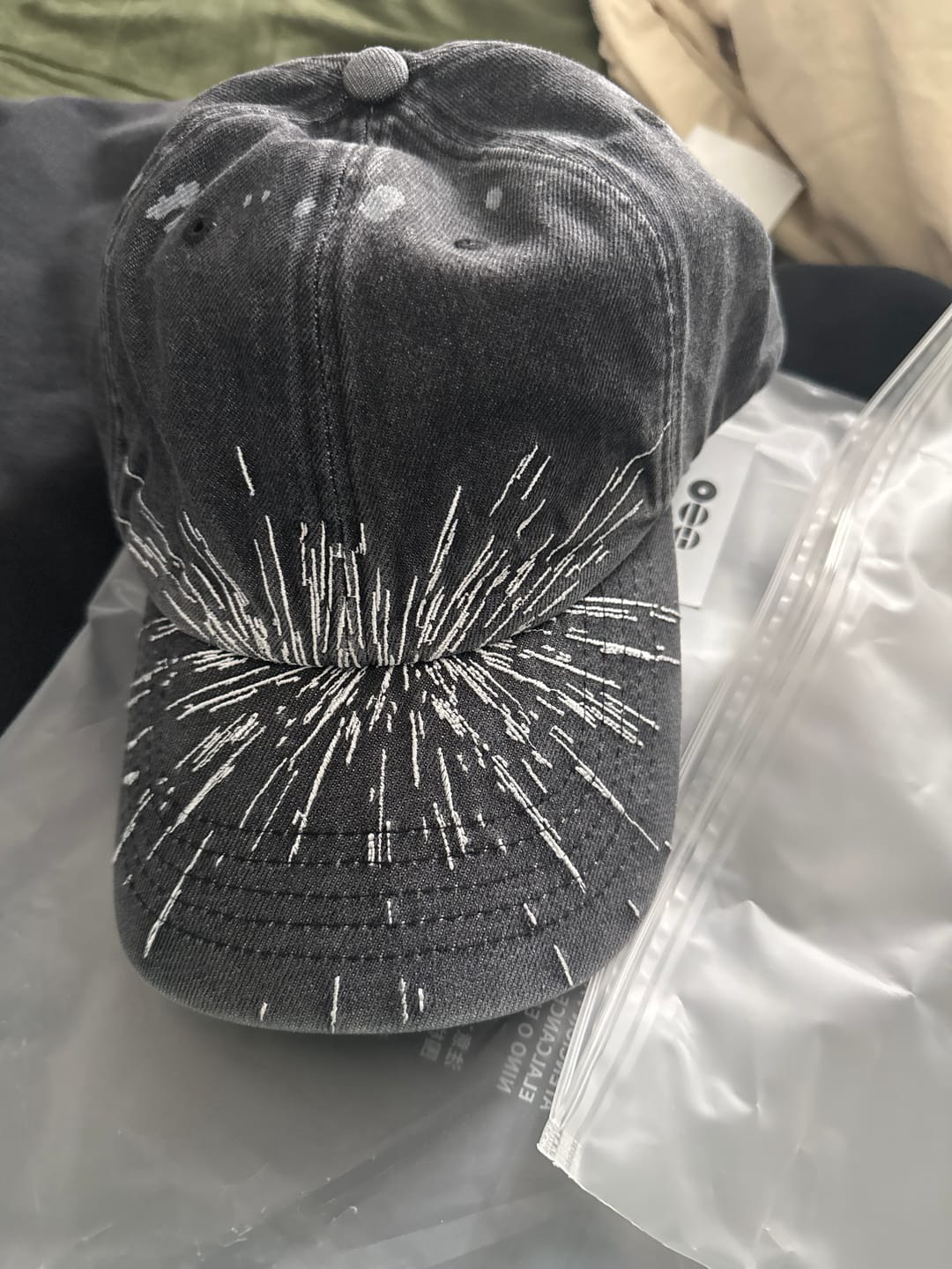 Customer photo review of [2ND PRE-ORDER] BTS - ARIRANG OFFICIAL MD BALL CAP BLACK