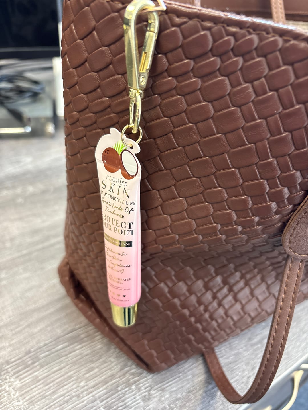 Vásárlói fotóértékelés a P.Louise Protect Your Pout kulcstartós ajakápolóról