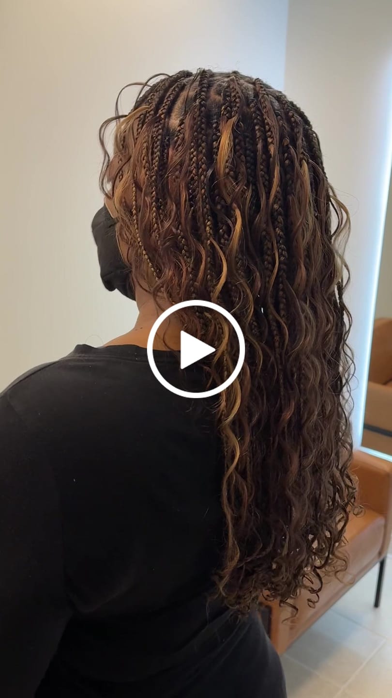 Customer video review of #4/#27/#30 Mix Color Blend Loose Deep Wave Bulk Human Braiding Hair