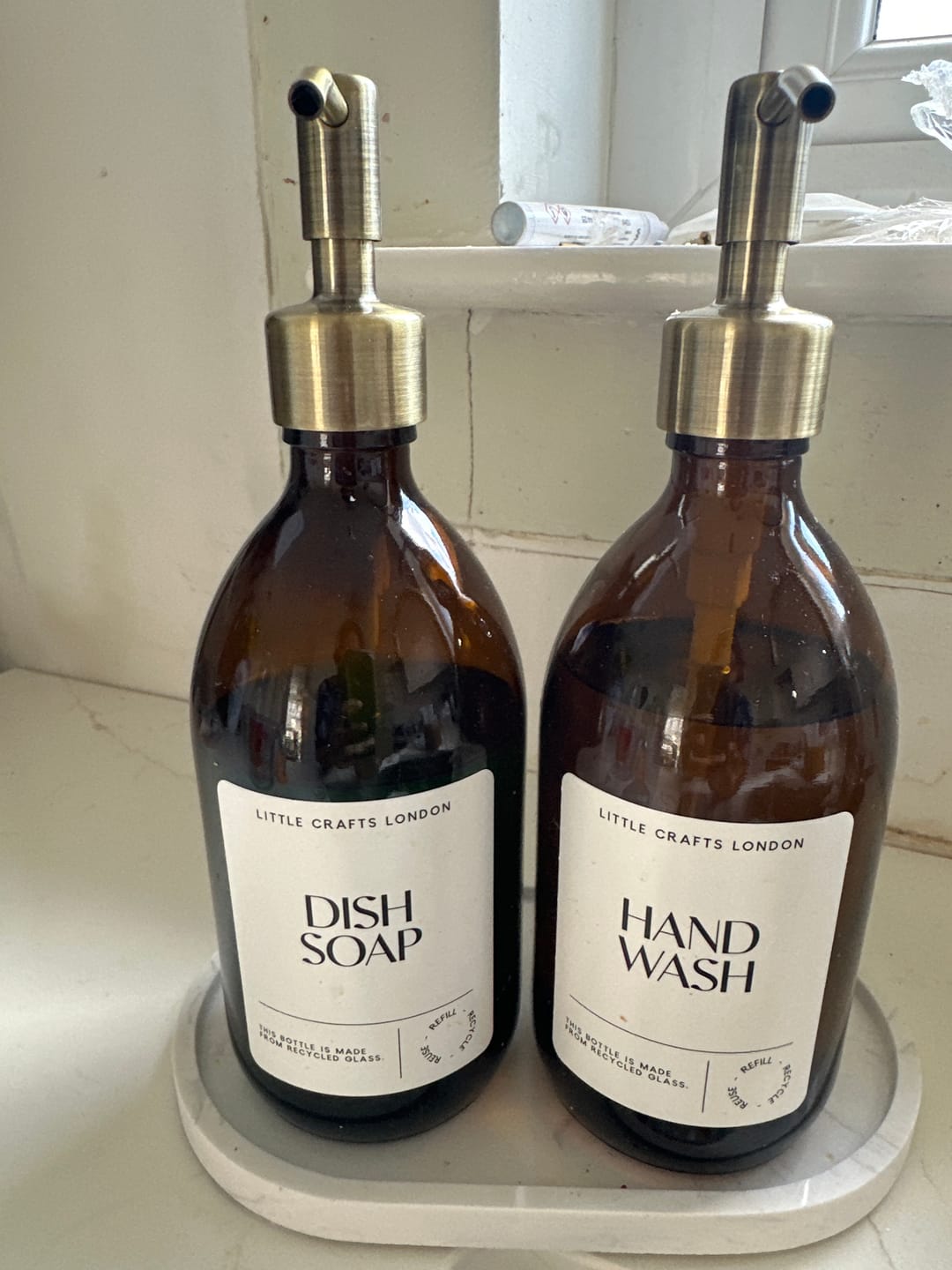 Customer photo review of Set of 2 Amber Glass Bottle 500 ML with Metal Pump & Small Tray